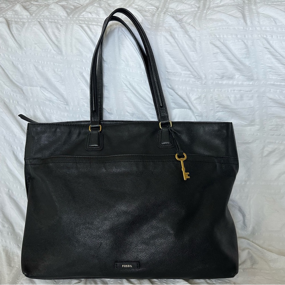 Fossil Black Tote with Gold Key Charm